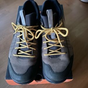 Mens Size 11 Merrell Ascent Tide GTX